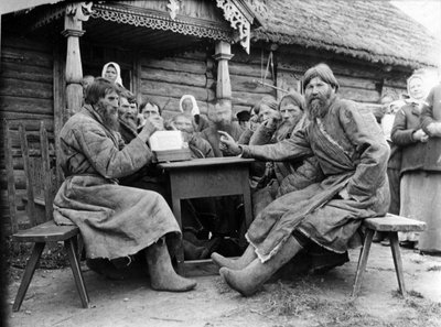 Bijeenkomst van Russische boerenoudsten in een Mirskoi Skhod door Russian Photographer