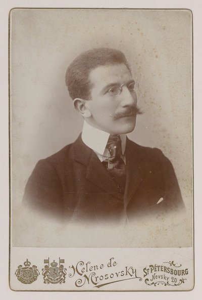 Portret van de schilder Leon Bakst door Russian Photographer