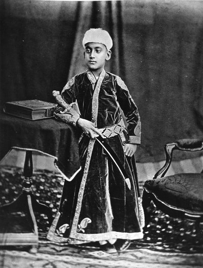 De Nizam van Hyderabad, 1877 door S. and Shepherd, C. Bourne