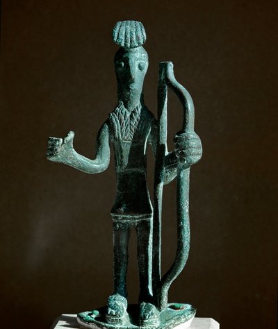 Nuragische cultuur: bronzen beeldje van een krijger die een boog spant (speer ontbreekt). 8e-7e eeuw v.Chr. door Sardinia Nuragic Civilization