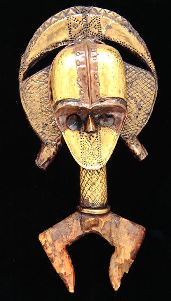 Relikwiefiguur, Kota Cultuur door School African