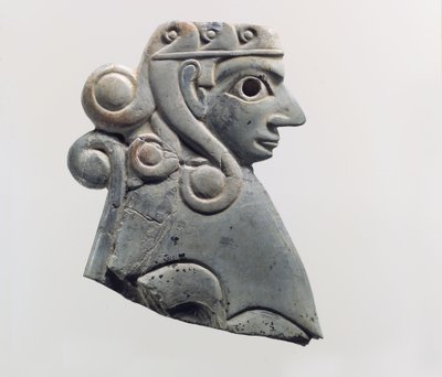 Meubelplaat: vrouwelijke sfinx met Hathor-stijl krullen, ca.18e eeuw v.Chr. (nijlpaardivoor) door School Anatolian
