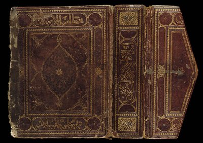 Omslag van een bijna complete Kufische Koran, Noord-Afrika of Nabije Oosten, begin 10e eeuw door School Arabic