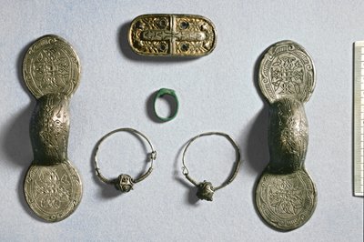 Sieraden uit Camon, Amiens, Somme, Karolingisch, 7e-10e eeuw door School Carolingian