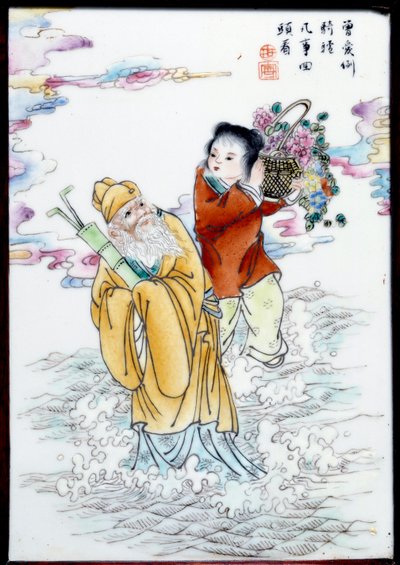 Allegorie van de lente Een vrouw met een mand bloemen en een oude man die in de regen loopt. Schilderij op anoniem porselein, China door School Chinese