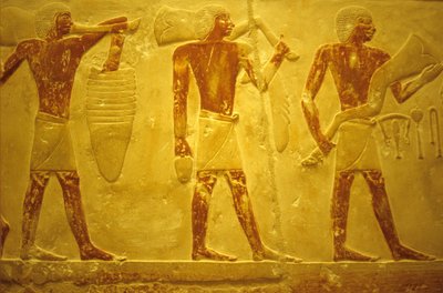 Oude Egypte, muurgravure, Mastaba/Tombe van Idout, Saqqara, 2323-2150 v.Chr., dragers met offers door School Egyptian