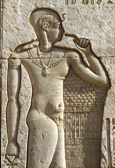 Oud Egypte, Muurschildering/gravure, Ihy, zoon van Amun en Mut, Tempel van Hathor, Dendera door School Egyptian