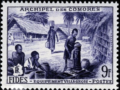 Postzegel van Comoren door School French
