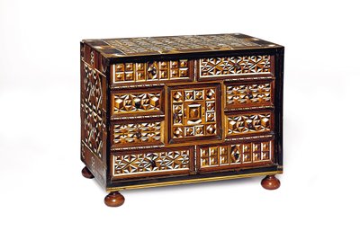 Zuid-Duitse marqueterie tafel kabinet (ebbenhout, ivoor, walnoot & fruitwood) door School German