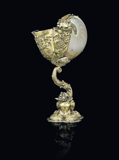 Gemonteerde nautilusbeker, Nagyszeben, midden 17e eeuw (schelp & verguld zilver) door School Hungarian