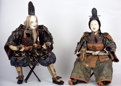 Japanse poppen uit de Edo-periode die verschijnen op het Jongensfeest. Captier Collectie. Parijs door Japanese School