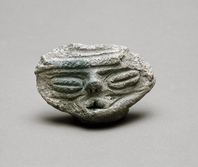 Terracotta hoofd, Jomon-periode 6e-3e eeuw v.Chr. door Japanese School