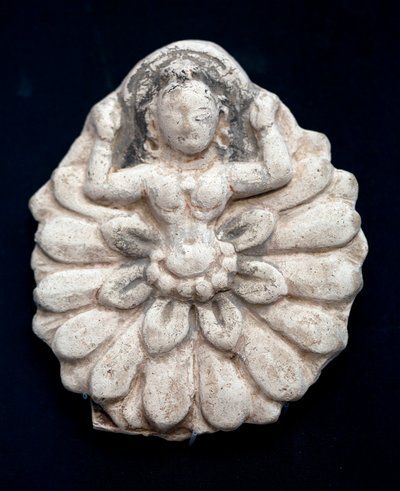 Renaissance van een lotus. Gesneden motief, ongedateerd. Nationaal Museum van Korea, Seoel (Zuid-Korea). door School Korean