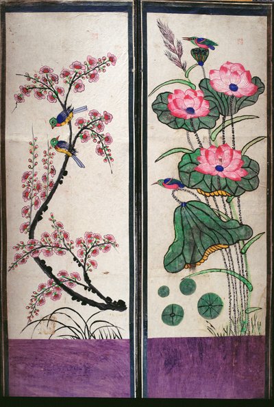 Twee panelen van een achtvoudig scherm met vogels en bloemen (natuurlijke pigmenten op papier) door School Korean
