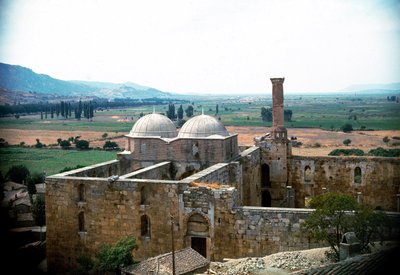 Ottomaanse kunst: uitzicht op Isa Bey-moskee, Ayasoluk-moskee door School Ottoman