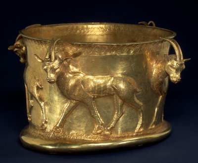 Beker met een fries van gazellen, IJzertijd II, c.1e millennium v.Chr. (goud) door School Persian