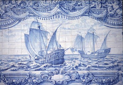 Karvelen in de 15e-17e eeuw, azulejos, rond Lissabon, Portugal door School Portuguese