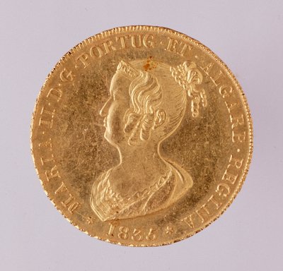 Gouden kroon van koningin van Portugal Maria II (1835) door School Portuguese