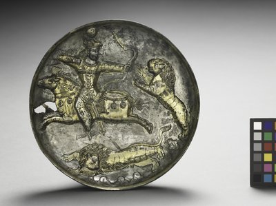 Schaal: Koning Hormizd II of Hormizd III op Leeuwenjacht, 400-600 door School Sasanian