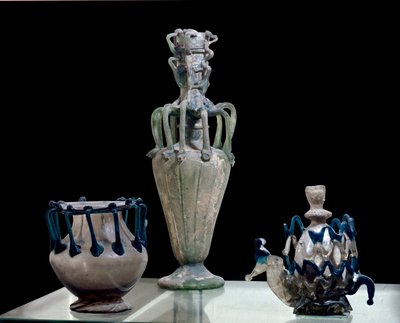 Oosterse kunst: glazen vazen gemaakt in Syrië. Ca. 300. Parijs, Louvre Museum door School Syrian