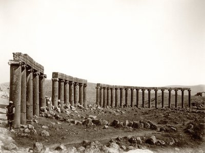 Het ovale zuilengalerij vanuit het noordwesten, Jerash, 1867 door Sergeant Henry Phillips
