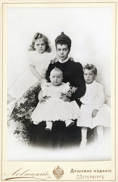 Grootvorstin Xenia Alexandrovna van Rusland met kinderen Irina Alexandrovna, Andrei door Sergei Lvovich Levitsky