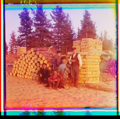Houthakkers, Svir-rivier, Wolga-Oostzee Waterweg, Rusland door Sergei Mikhailovich Prokudin Gorskii