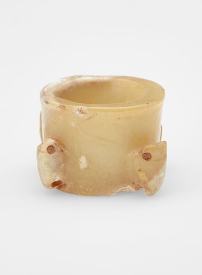 Kraal met maskers, c.1600-c.1050 v.Chr. door Shang Dynasty Chinese School
