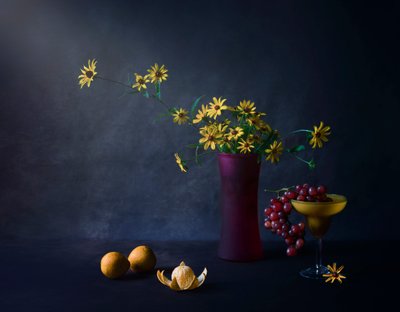 Stemmige bloemen en fruit door Shi &amp Wei