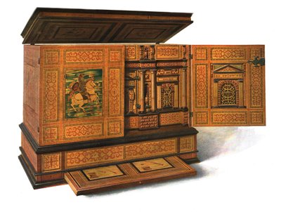 Schrijfkabinet ingelegd met marqueterie, 1904 door Shirley Charles Llewellyn Slocombe