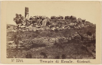 Tempel van Hercules. Girgenti. door Sommer and Behles