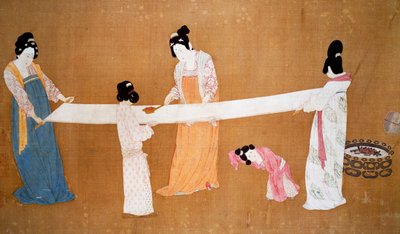 Dames die de nieuw geweven zijde voorbereiden, schilderij toegeschreven aan Keizer Hui-Tsung, Song Dynastie, China door Song Dynasty Chinese School