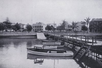Esplanade, vanaf Yatch Club Jetty, Durban door South African Photographer