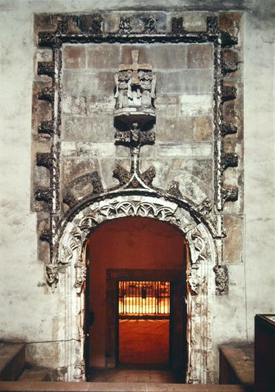 Ingang van de Camara Santa door Spanish School