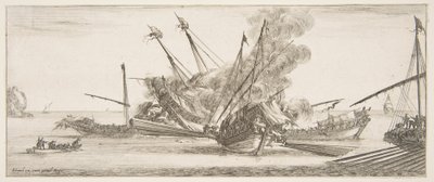 Zeeslag, een schip in het midden, gezien van achteren, vuurt op vier vijandelijke schepen, ca. 1641 door Stefano della Bella