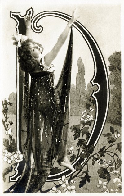 D: Mlle Roessler, danseres uit de Belle Epoque - Alfabet in ansichtkaart door Studio Reutlinger