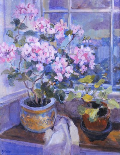 Roze geranium op vensterbank door Sue Wales