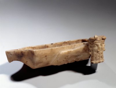 Kunst van Mesopotamië: Lamp versierd met een androcephalische stier (in albast) Sumerische periode (rond 2400 v.Chr.). Parijs, Musee Du Louvre door Sumerian Mesopotamian School