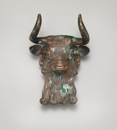Stierenkop ornament voor een lier door Sumerian Sumerian