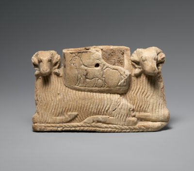 Vaatwerk ondersteund door twee rammen, ca. 2600-2500 v.Chr. door Sumerian Sumerian
