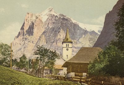 Berner Oberland: Grindelwald met kerk door Swiss Photographer