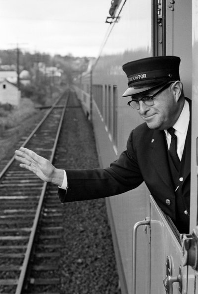 Kermit Brown is een conducteur op Union Pacific Astro Dome-service tussen Portland en door Ted Spiegel