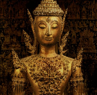 Boeddha staand in Abhaya mudra, Rattanakosin stijl, midden 19e eeuw (brons) door Thai School