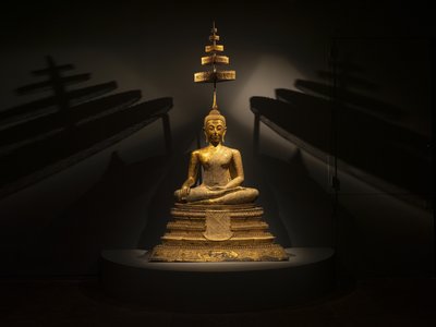 Onbekend beeld door Thai School