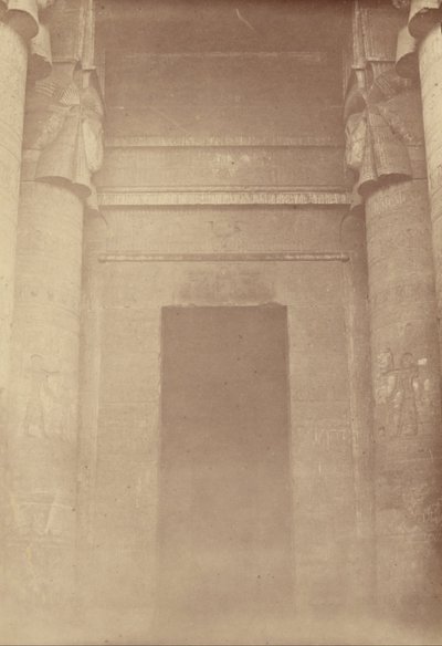 De Binnenste Ingang van de Tempel van Denderah door Théodule Devéria