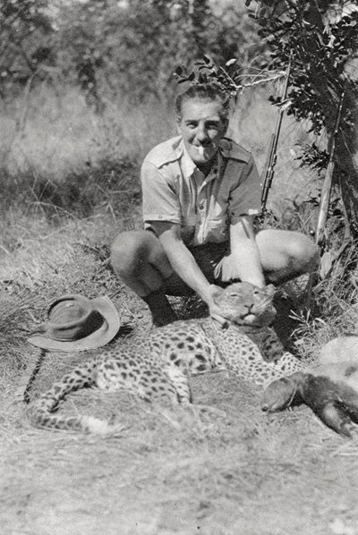 Chaplin Court Treatts luipaard, Abercorn naar Tukuyu, Tanganyika, 1925 1927 door Thomas A. Glover