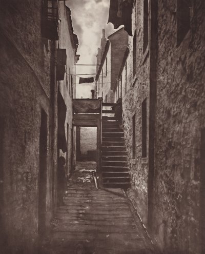 Plaat 32: Close, No. 128 Saltmarket, 1868-1871, gedrukt 1877 door Thomas Annan
