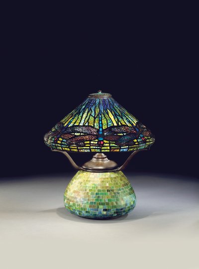 Libelle tafellamp, ca. 1910 door Tiffany and Company
