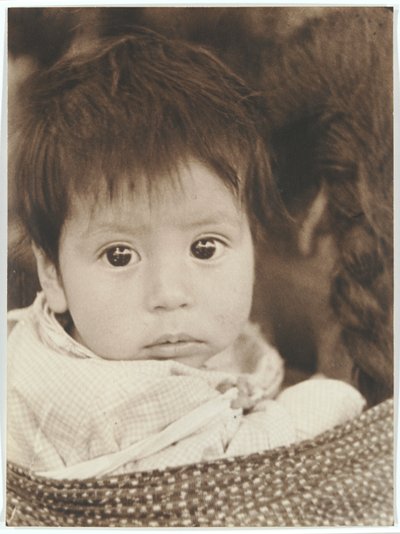 Baby, Mexico door Tina Modotti