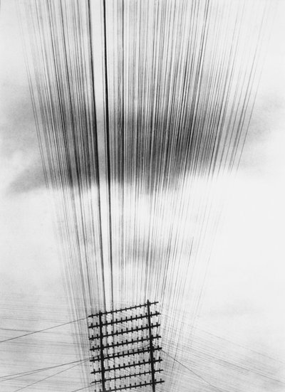Telefoondraden, Mexico, 1925 door Tina Modotti